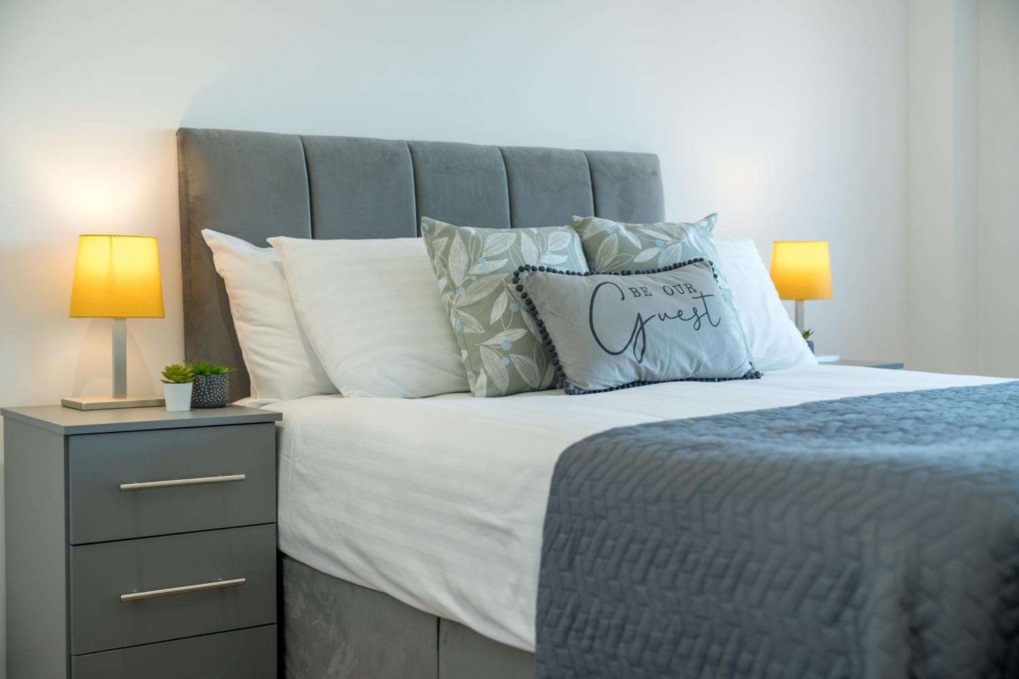 Skyvillion - London River Thames Top Floor Apartments By Woolwich Ferry, Mins To London Excel, O2 Arena , London City Airport With Parking Zewnętrze zdjęcie
